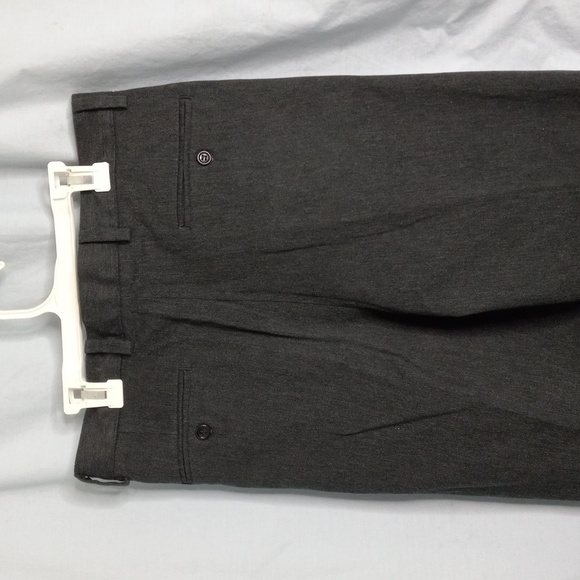 Dockers Khakis 32 x 32 Stretch Heather No Wrinkles Classic Fit Front Pleat Pants - Picture 9 of 10